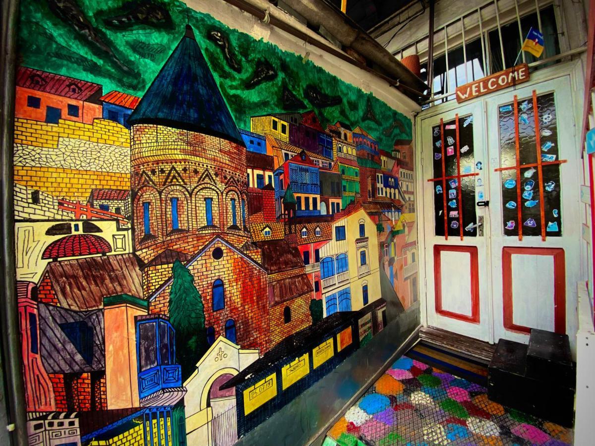 Traveler hostel Tbilisi Exterior foto